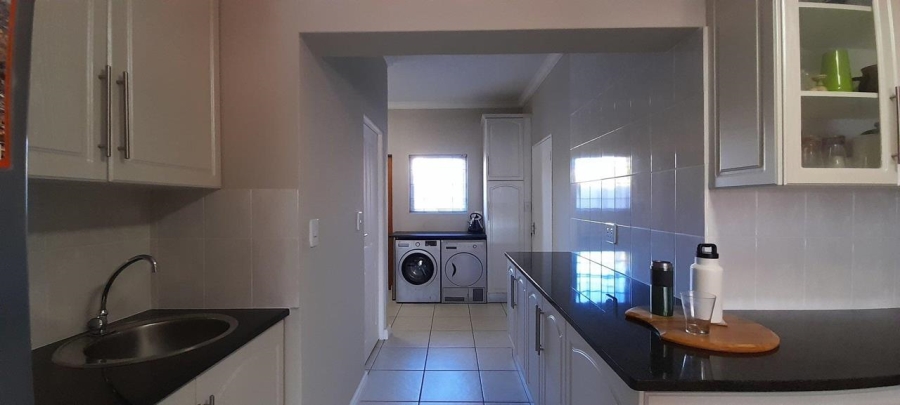 3 Bedroom Property for Sale in Velddrif Western Cape